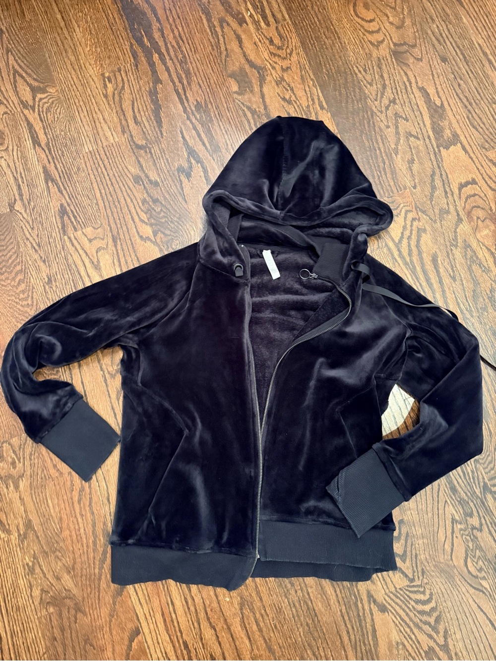 Athleta velour jacket. Size large. So soft!!